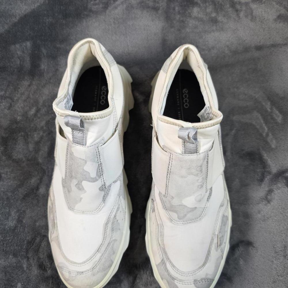 ECCO Women's Mx Low Slip on Leather Sneaker Sz 9-9.5 - Picture 10 of 11